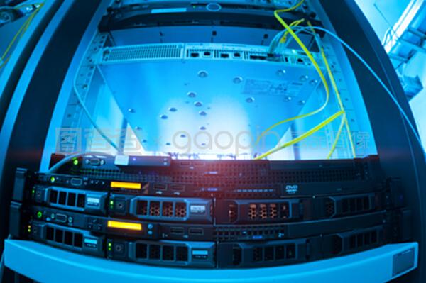網絡服務器與云計算裝備技術服務 驅動數字時代的核心技術