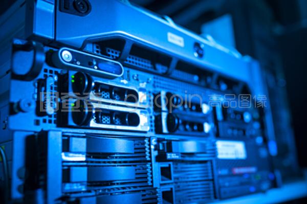 網絡服務器與云計算裝備技術服務的融合與演進